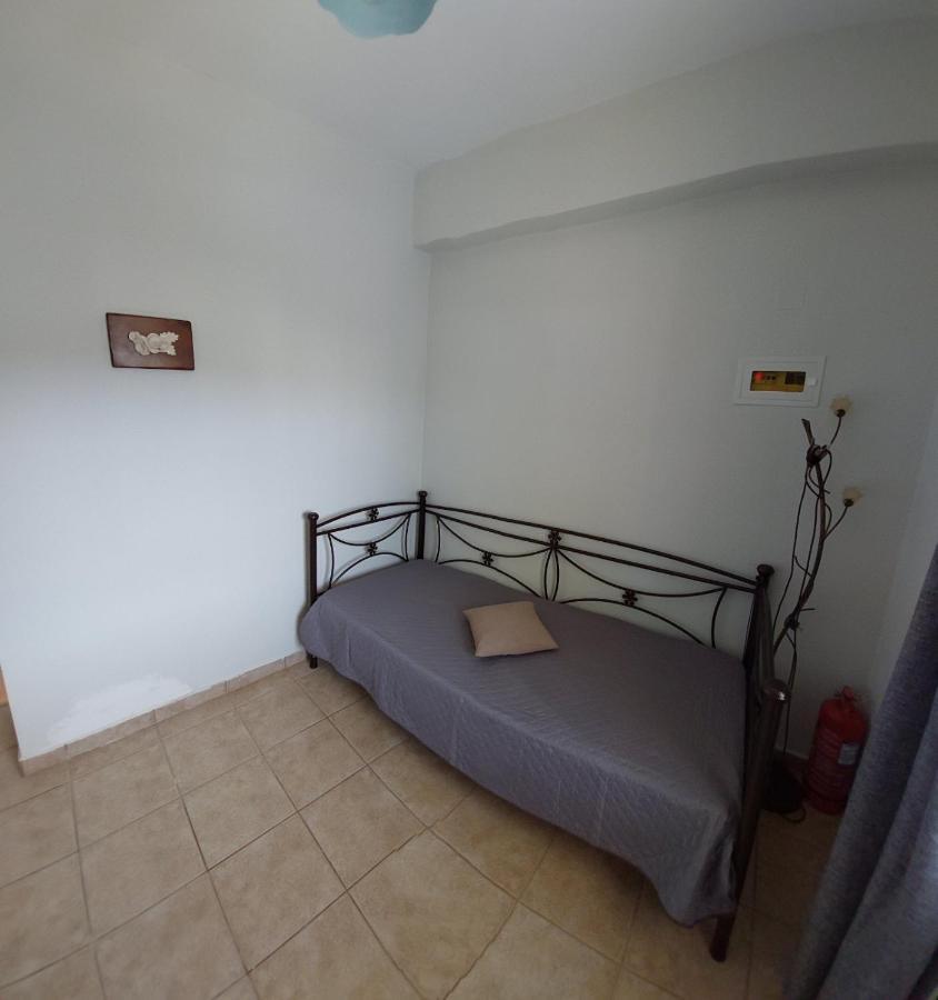 Twins Apartments นิเกียนา ภายนอก รูปภาพ