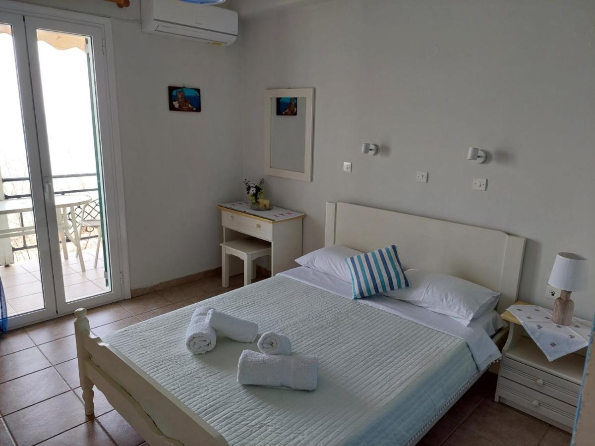 Twins Apartments นิเกียนา ภายนอก รูปภาพ